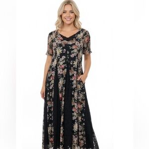 Vintage floral maxi dress size small